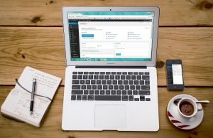 Como criar um site profissional em 5 passos: dicas para iniciantes